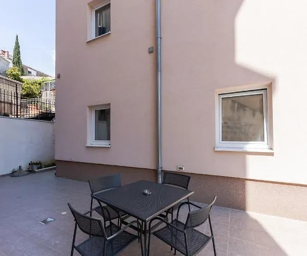 Sergio Apartamento *